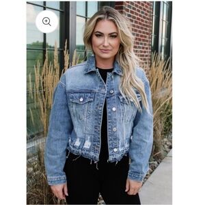 Vervet Women’s Distressed Denim Jean Jacket Size M Blue Classic Fit Casual